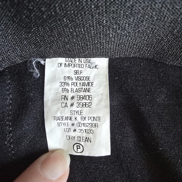 Theory Raebeanie K Ponte Kick Flare Cropped pull on pants size small - Picture 10 of 10